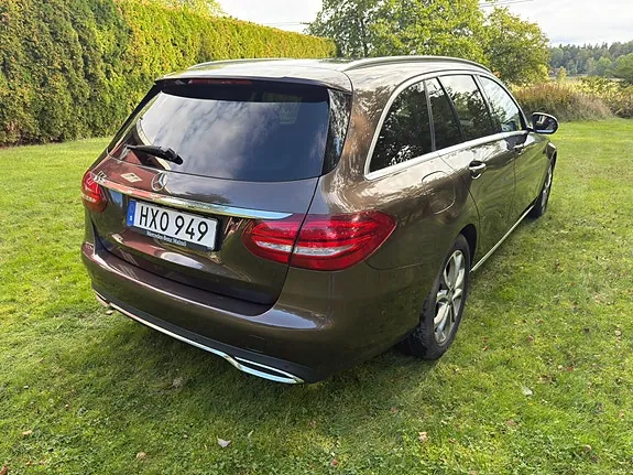 Mercedes-Benz C220 2016 photo 5
