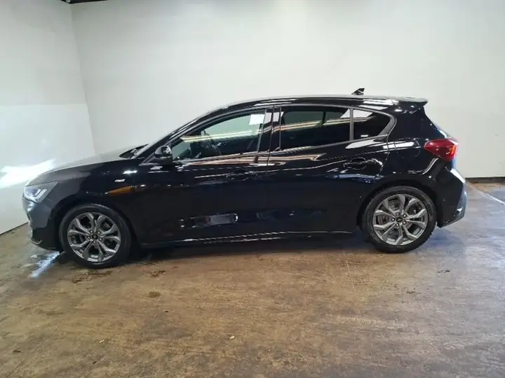 Ford Focus 2023 photo 4