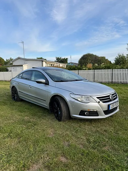 Volkswagen Passat Cc 2009 photo 2