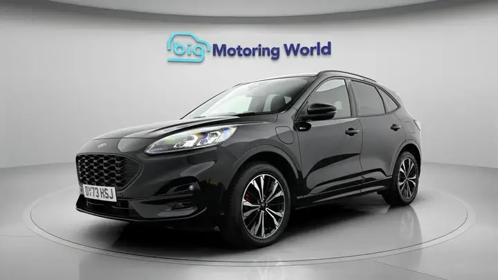 Ford Kuga 2023 photo 2