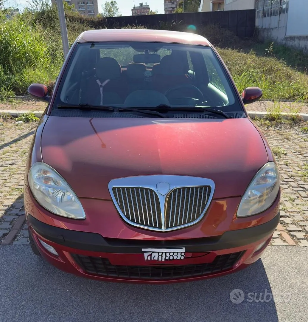 Lancia Ypsilon 2004 photo 3