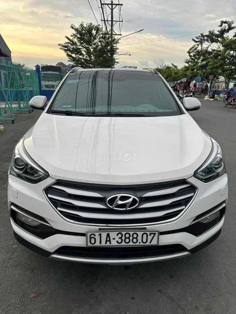 Hyundai Santa Fe 2017 photo 3