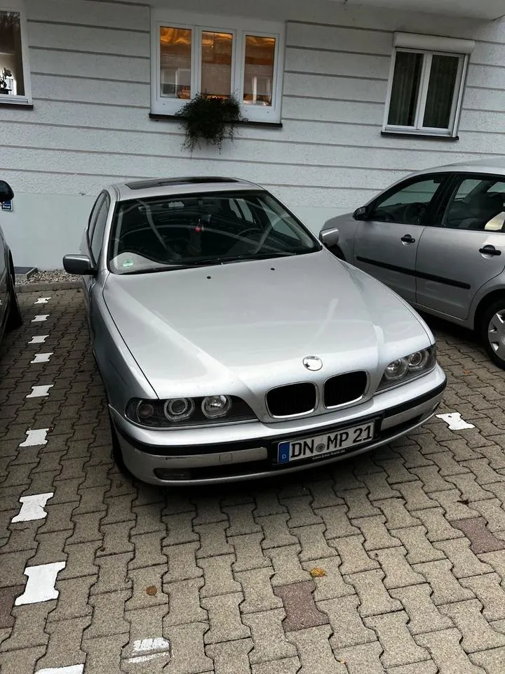 BMW 520I E39