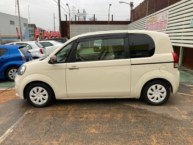 Toyota Porte F 2015 photo 5