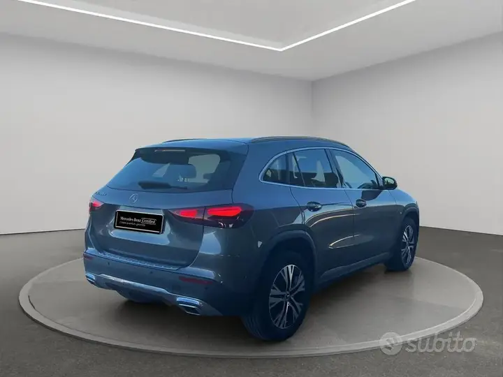 Mercedes-Benz Gla 2023 photo 4