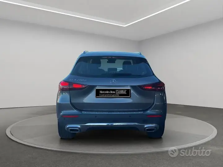 Mercedes-Benz Gla 2023 photo 3
