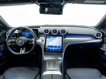 Mercedes-Benz C-Class 2025 photo 3