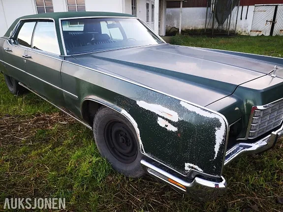 Lincoln Continental 1972 photo 4