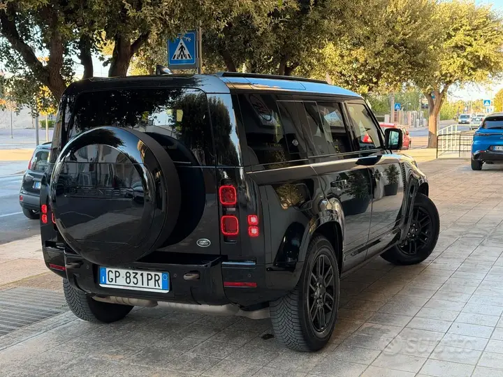 Land Rover Defender 2023 photo 4