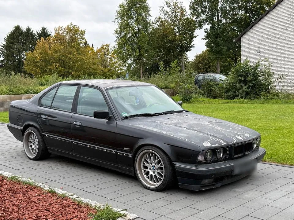 BMW E34