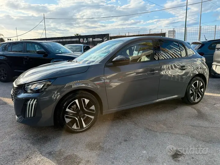 Peugeot 208 2025 photo 3