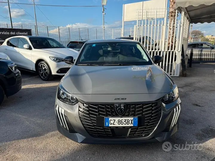 Peugeot 208 2025 photo 2