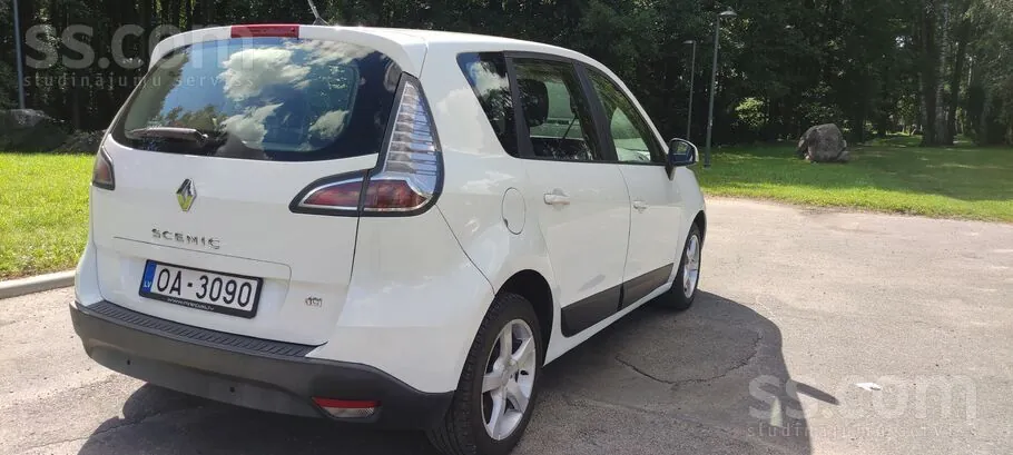 Renault Scenic 2013 photo 3