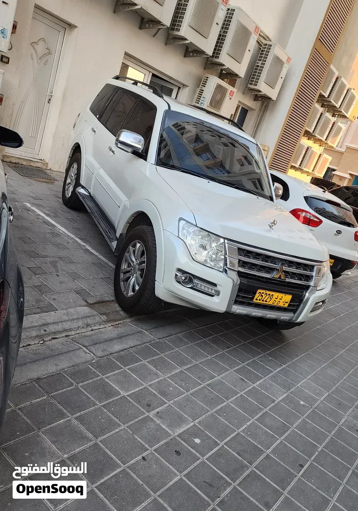 Mitsubishi Pajero 2019 photo 2