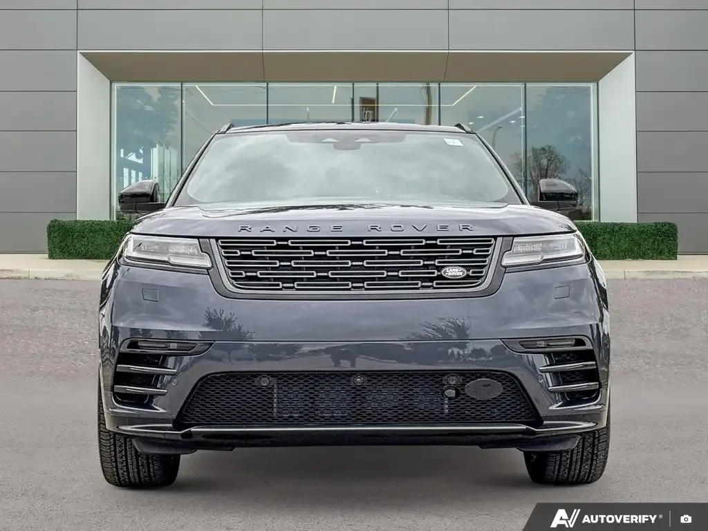 Land Rover Range Rover Velar 2026 photo 3
