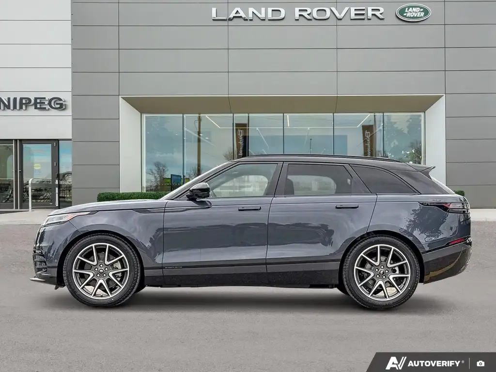 Land Rover Range Rover Velar 2026 photo 4