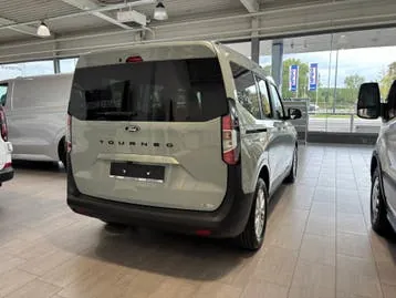 Ford Tourneo Courier 2025 photo 3