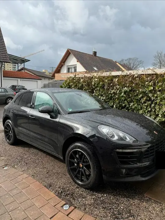 Porsche Macan S
