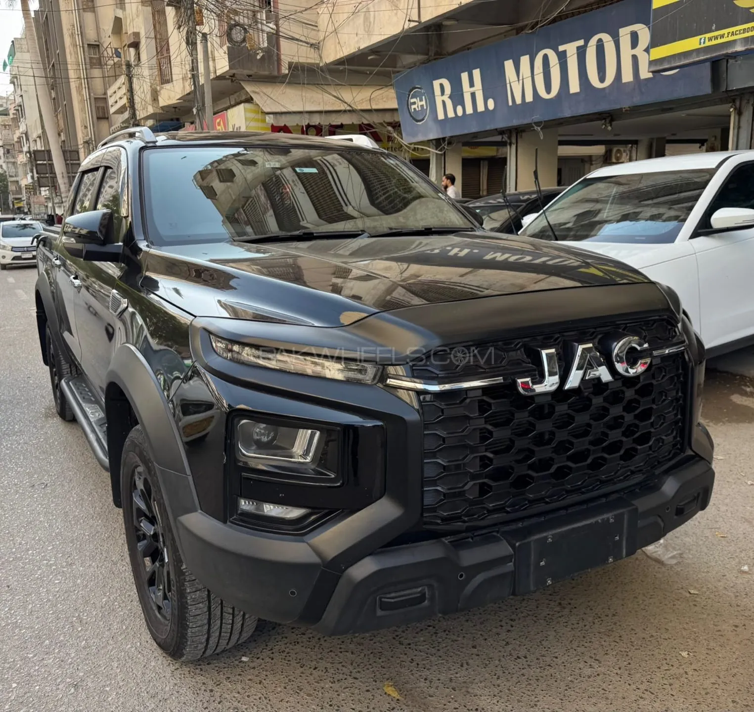 JAC T9