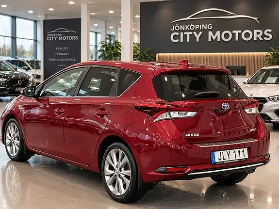 Toyota Auris 2018 photo 3