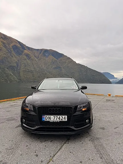 Audi A4 2012 photo 3
