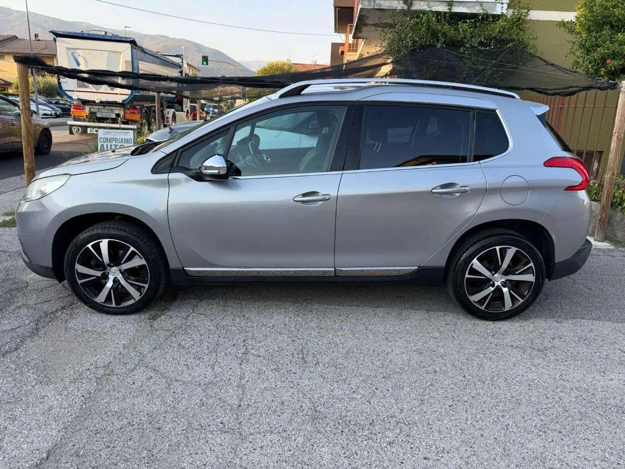 Peugeot 2008 2017 photo 5