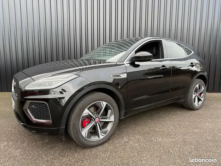 Jaguar E-Pace 2022 photo 2