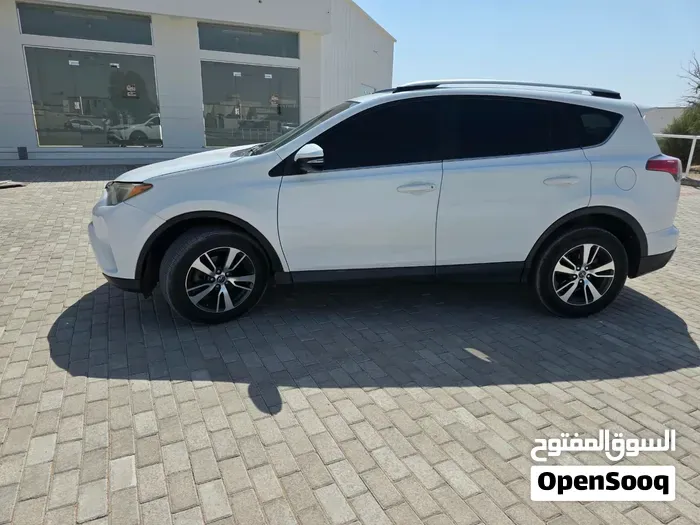 Toyota Rav 4 2017 photo 4