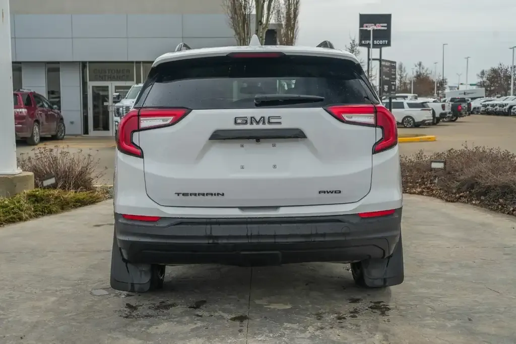 GMC Terrain 2024 photo 3