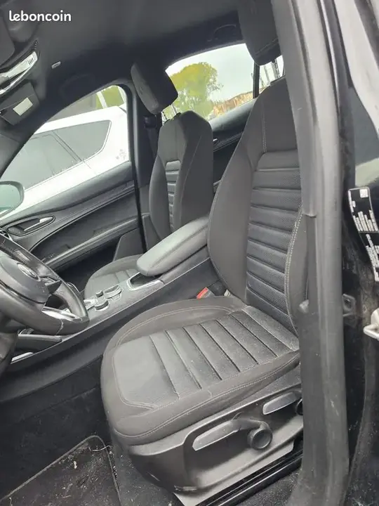 Alfa Romeo Stelvio 2022 photo 3