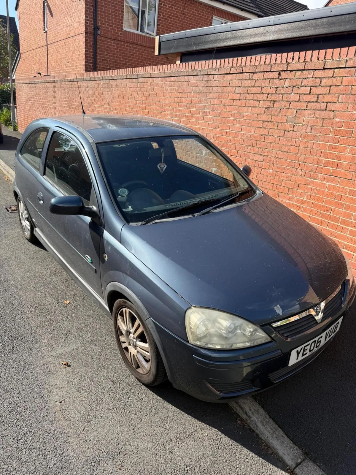 Vauxhall Corsa 2006 photo 2