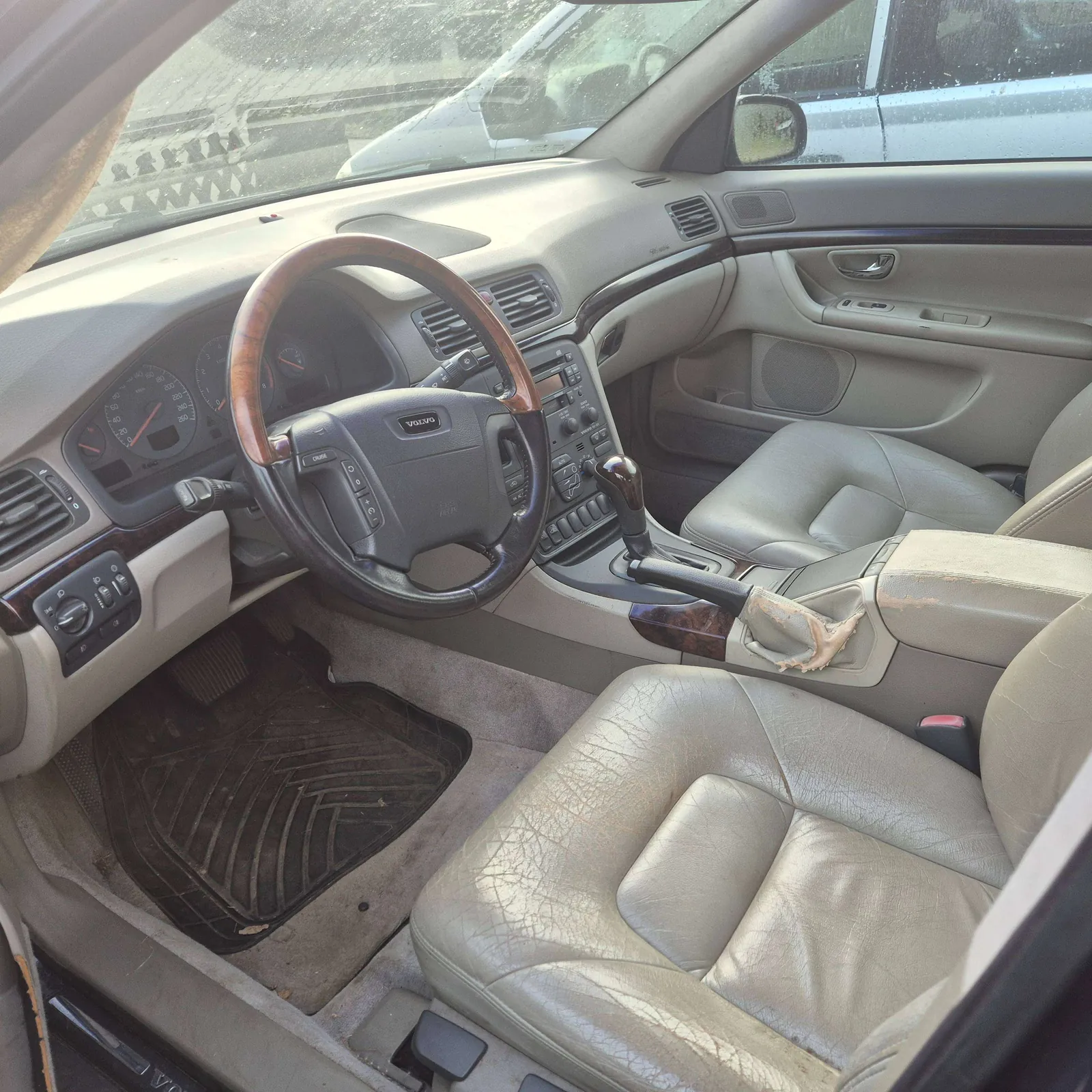 Volvo S80 1999 photo 3