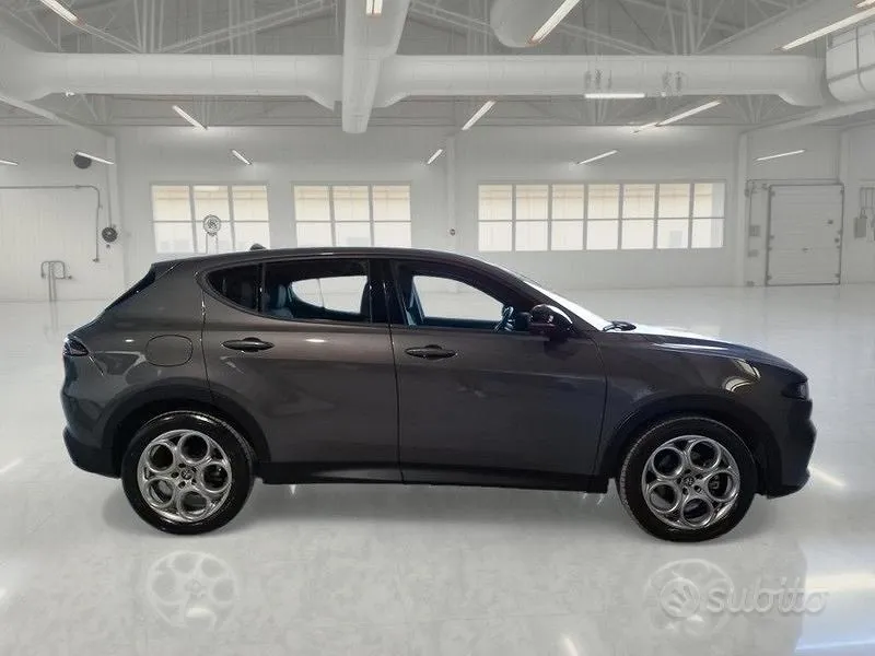 Alfa Romeo Tonale 2023 photo 3
