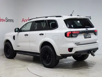Ford Everest 2024 photo 3