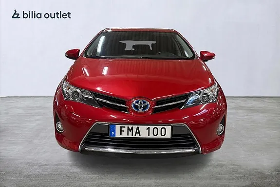 Toyota Auris 2014 photo 3