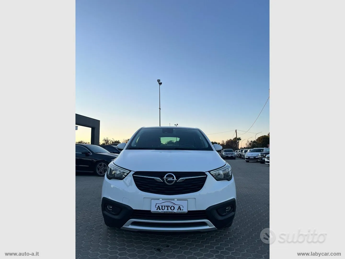 Opel Crossland X 2019 photo 2