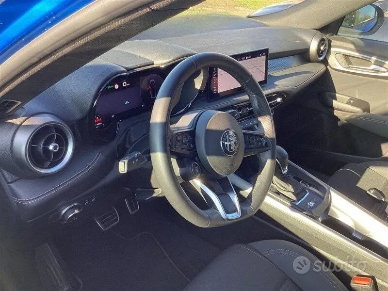 Alfa Romeo Tonale 2024 photo 5