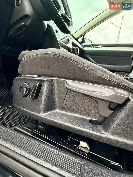 Volkswagen Passat 2017 photo 5