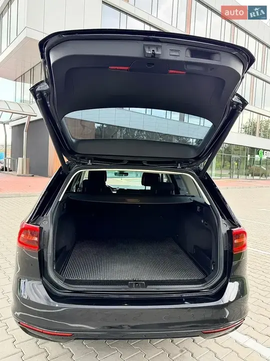 Volkswagen Passat 2017 photo 3
