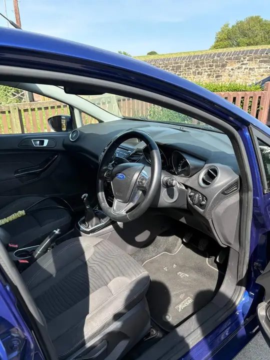 Ford Fiesta 2014 photo 5