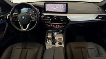 BMW 5 Series 2023 photo 3