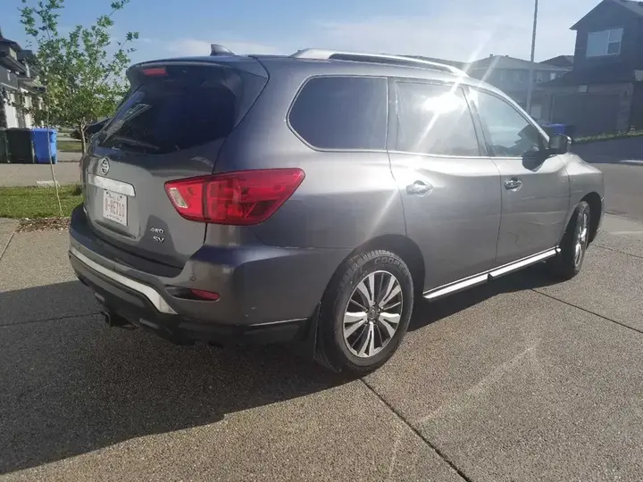 Nissan Pathfinder 2019 photo 2