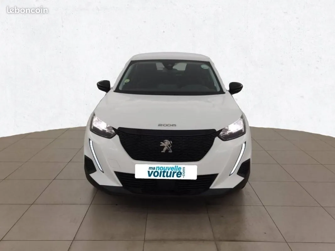 Peugeot 2008 2022 photo 2