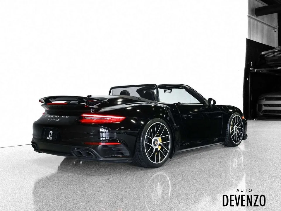 Porsche 911 Turbo S Cabriolet 2019 photo 4