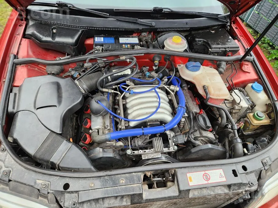 Audi A4 1996 photo 2