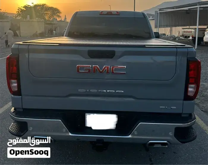 GMC Sierra 2025 photo 4