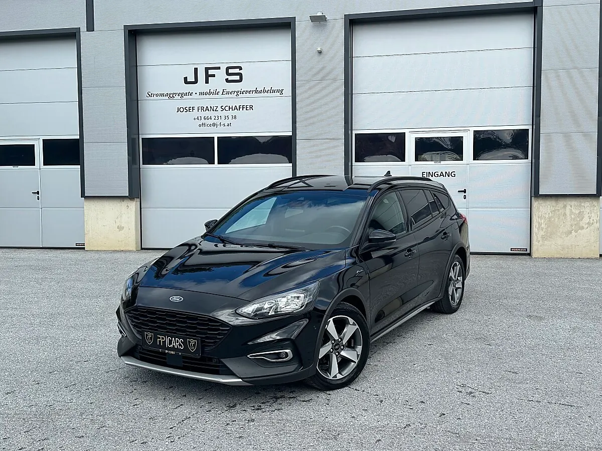Ford Focus 2022 photo 3
