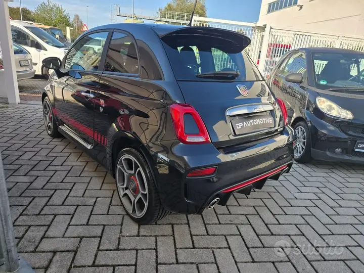 Abarth 595 2018 photo 3