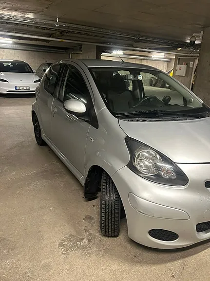 Toyota Aygo 2012 photo 2