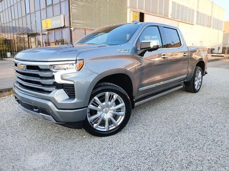 Chevrolet Silverado 2026 photo 4